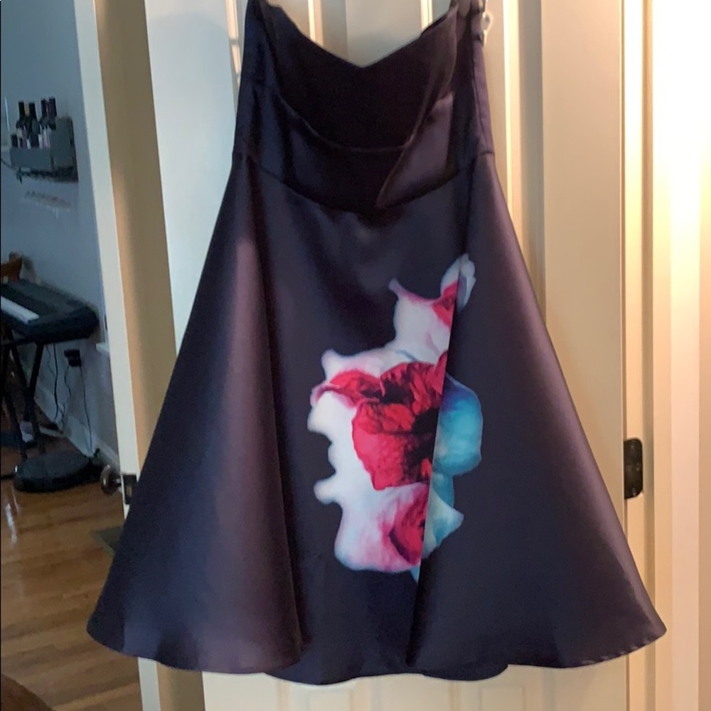 Beautiful sweetheart neckline strapless dress